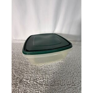 VTG Rubbermaid Servin Saver 19 Cup 4.5L Square Storage Container Hunter Green